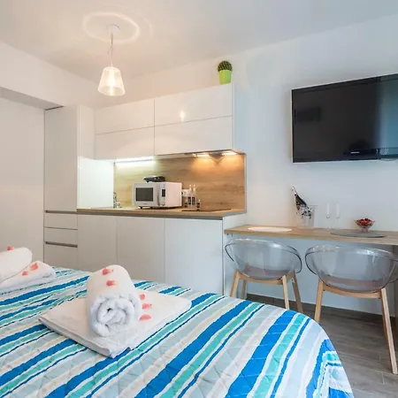 アパート Maggy & Anna スプリト